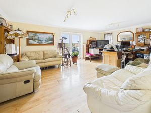 Lounge- click for photo gallery